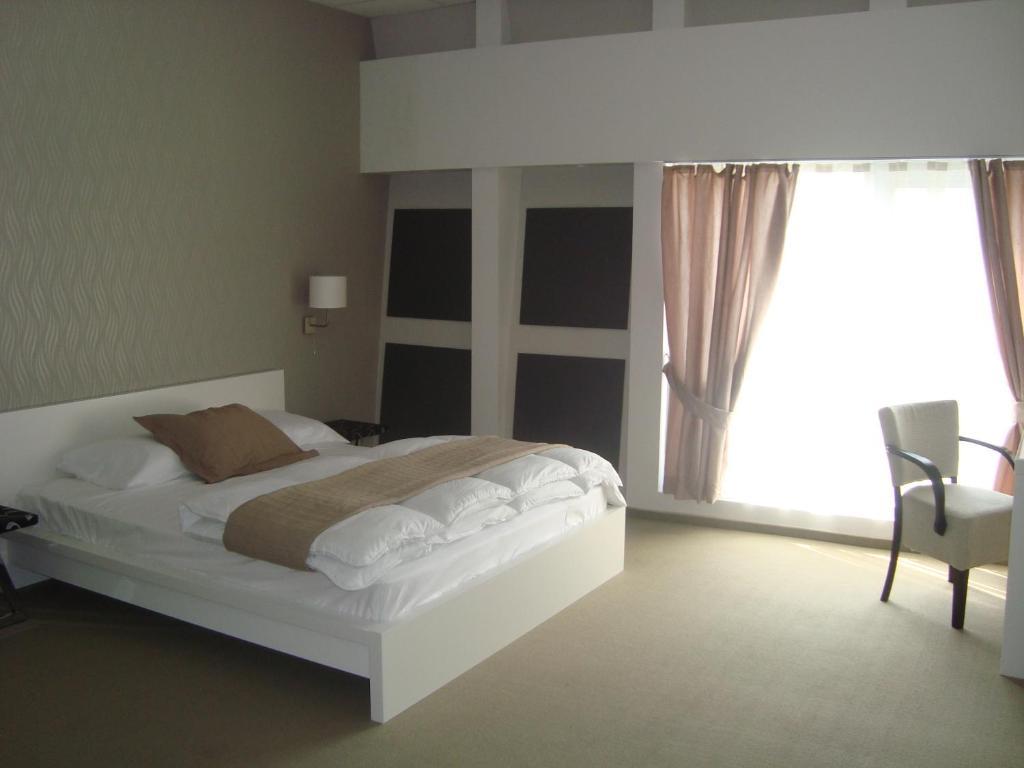 Guesthouse City Central International Üsküp Oda fotoğraf