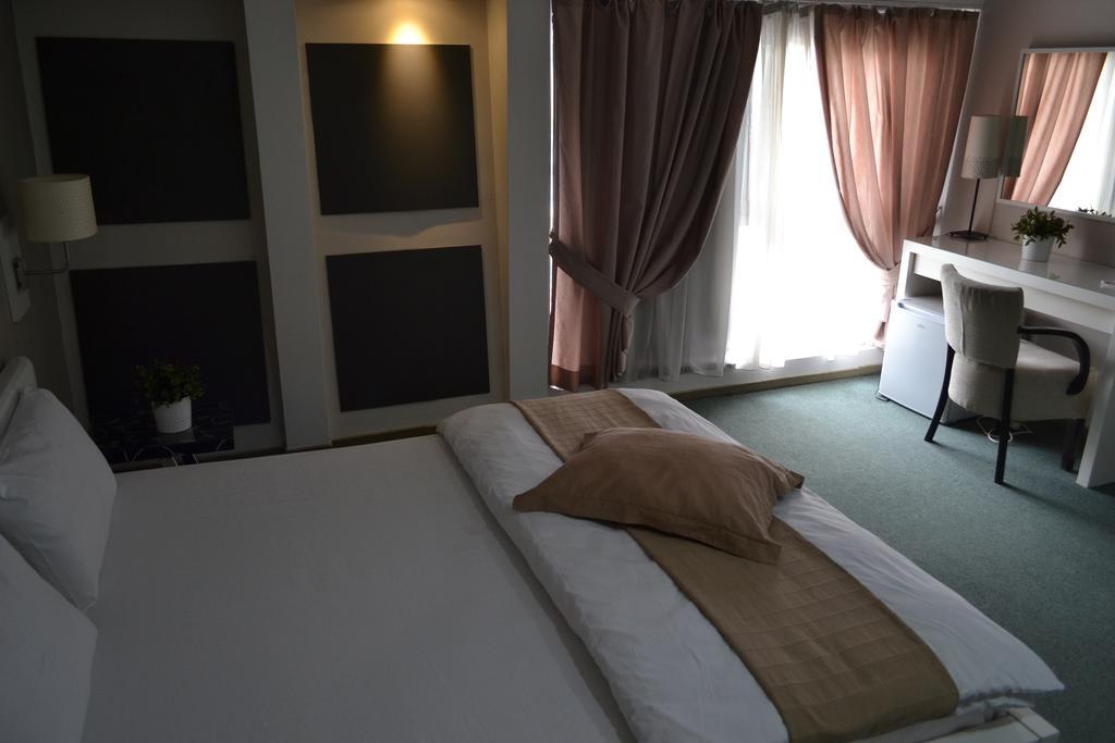 Guesthouse City Central International Üsküp Dış mekan fotoğraf