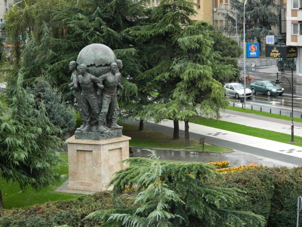 Guesthouse City Central International Üsküp Dış mekan fotoğraf