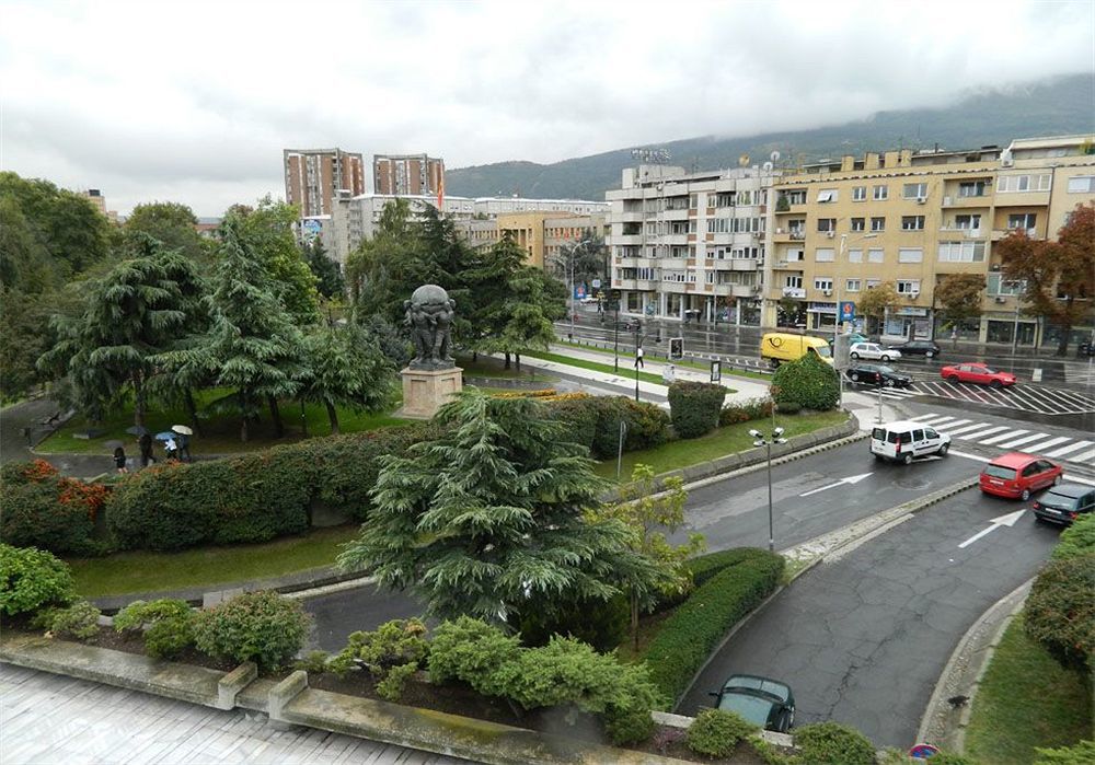 Guesthouse City Central International Üsküp Dış mekan fotoğraf