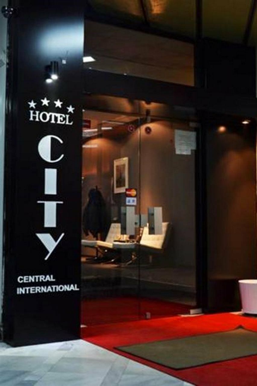 Guesthouse City Central International Üsküp Dış mekan fotoğraf