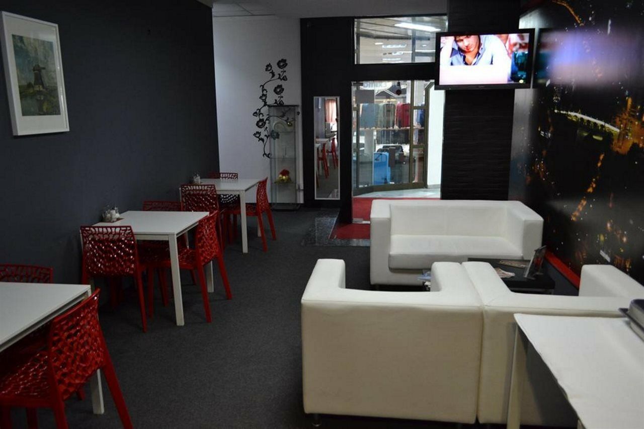 Guesthouse City Central International Üsküp Dış mekan fotoğraf